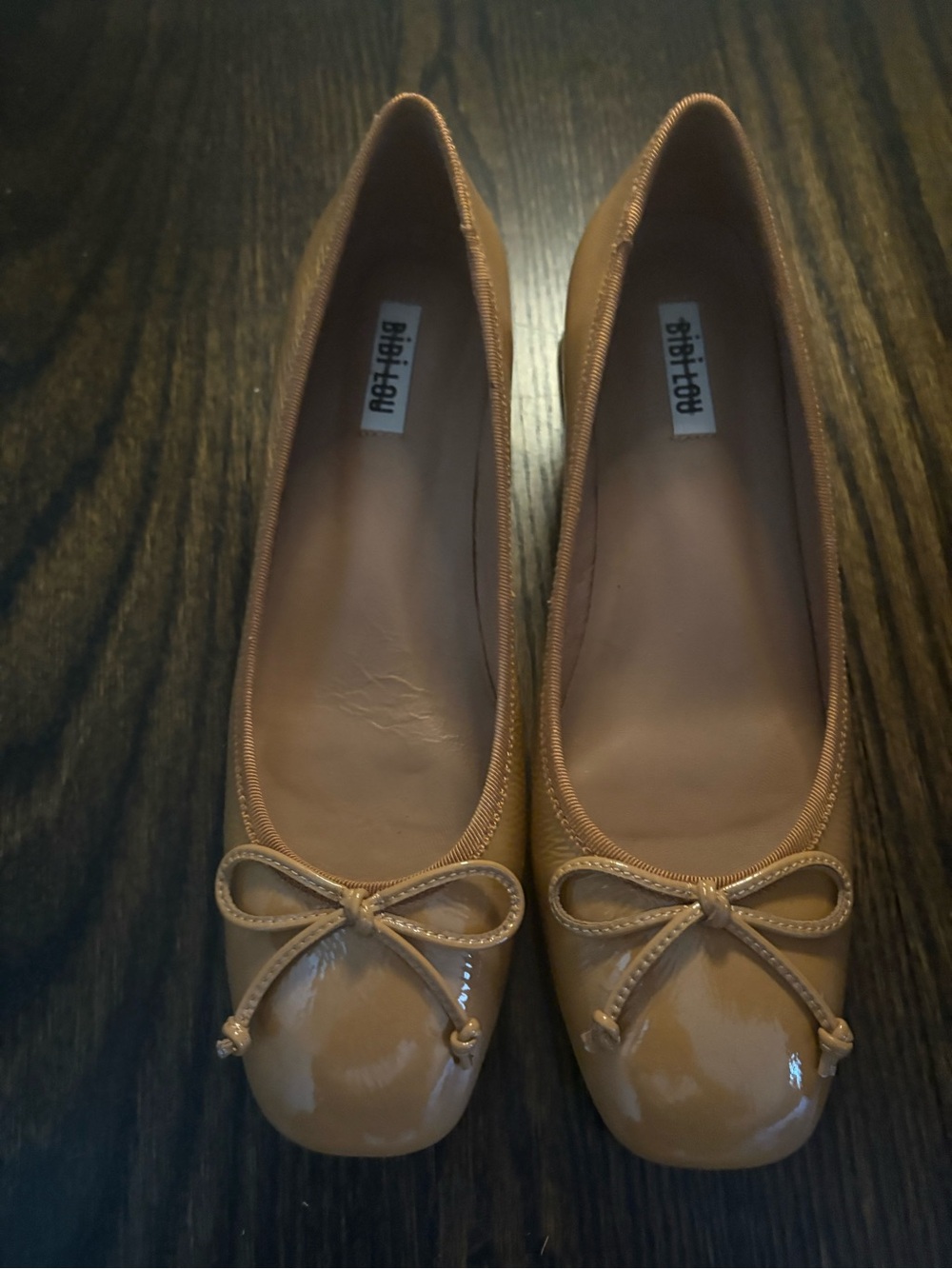 Patent Leather Ballet Flats with Bow in Tan